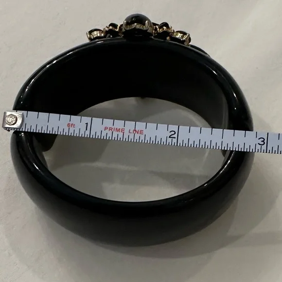 Vintage black jeweled cuff - Picture 5 of 7